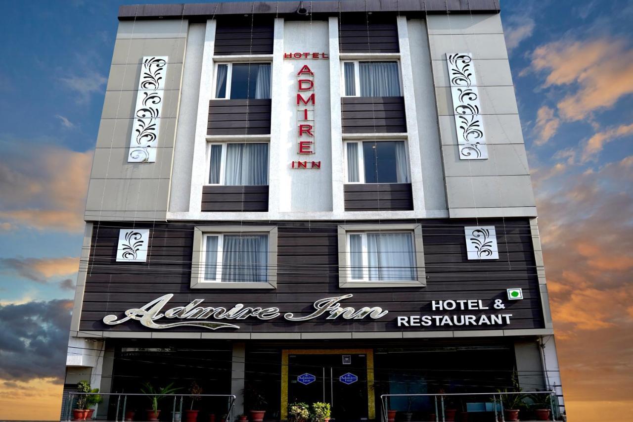 Admire Inn By Tgi Udaipur Ngoại thất bức ảnh