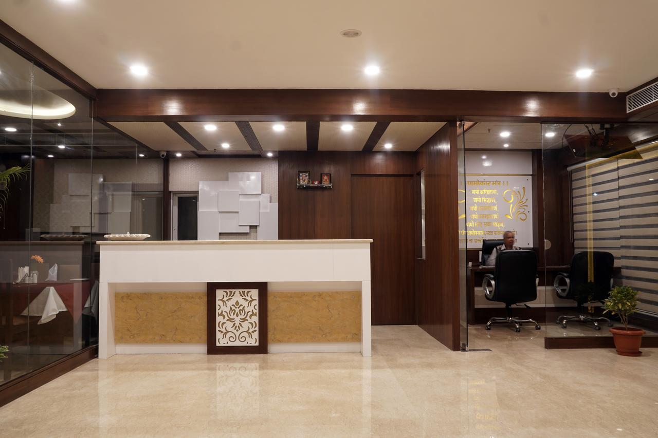 Admire Inn By Tgi Udaipur Ngoại thất bức ảnh