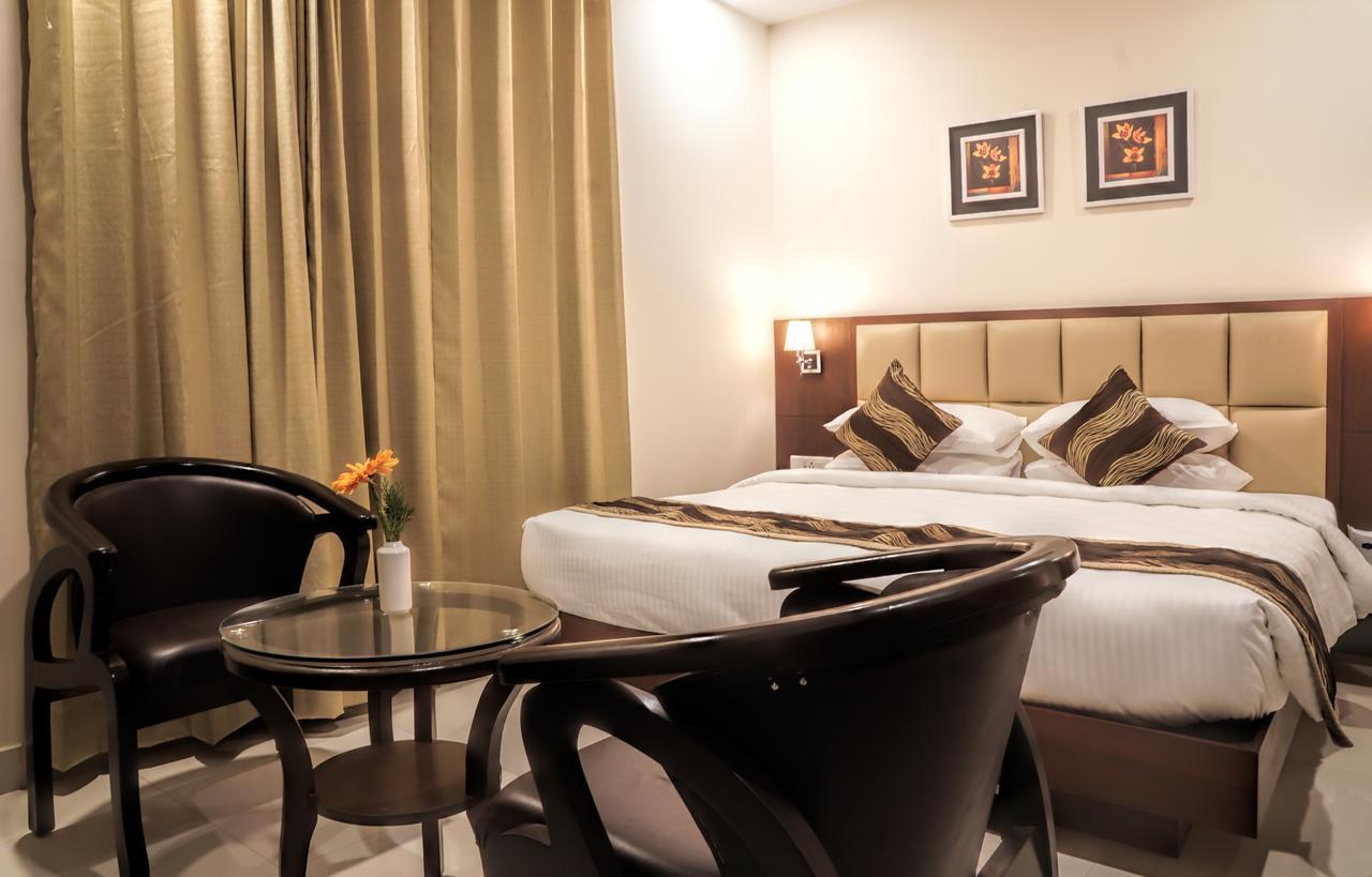 Admire Inn By Tgi Udaipur Ngoại thất bức ảnh