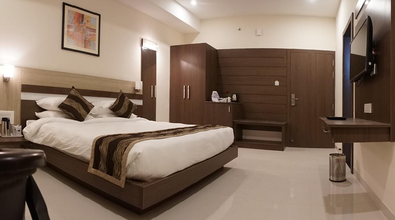 Admire Inn By Tgi Udaipur Ngoại thất bức ảnh